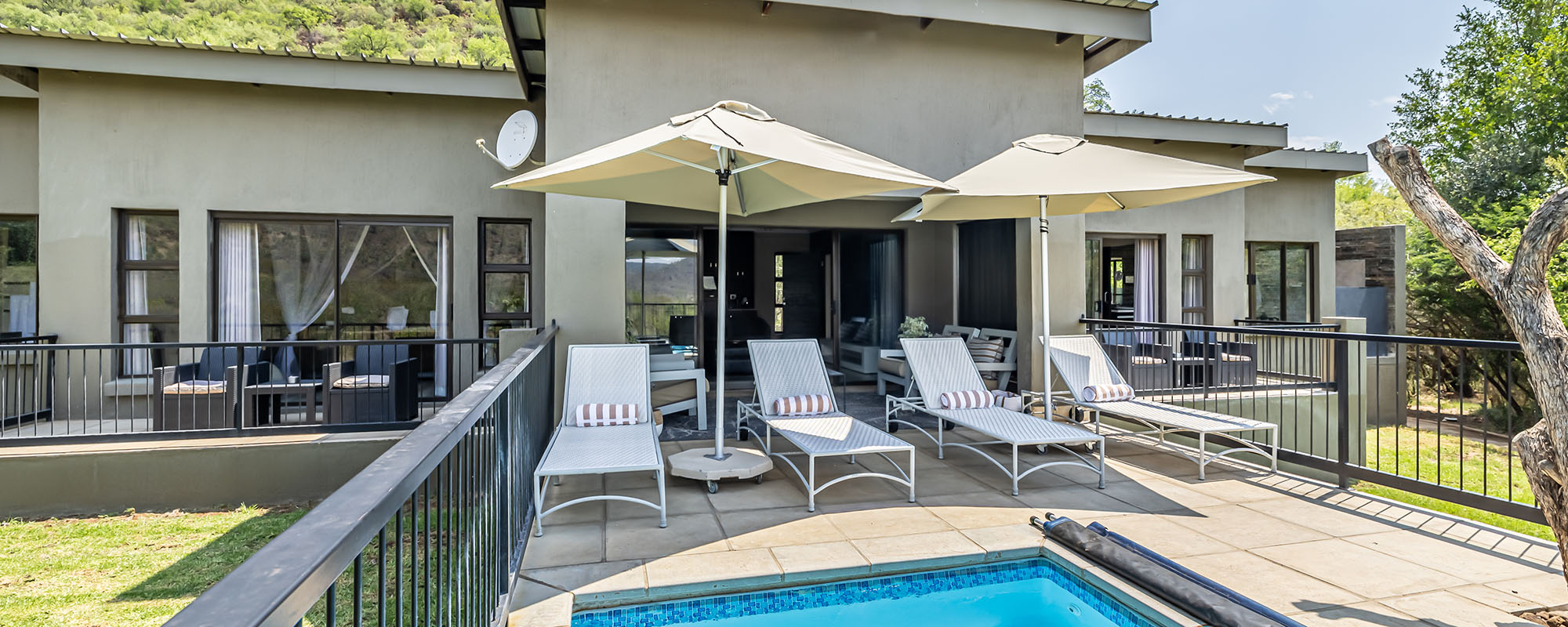 Shepherds Tree Villa banner